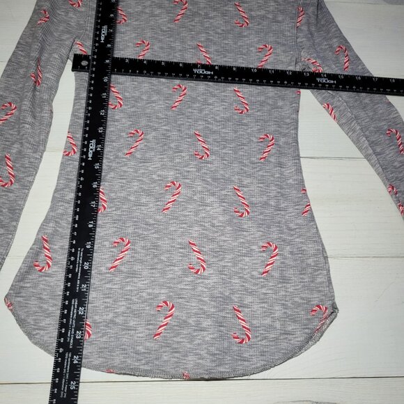 Old Navy Christmas Candy Cane Waffle Knit Thermal Top. Holiday - Picture 6 of 6